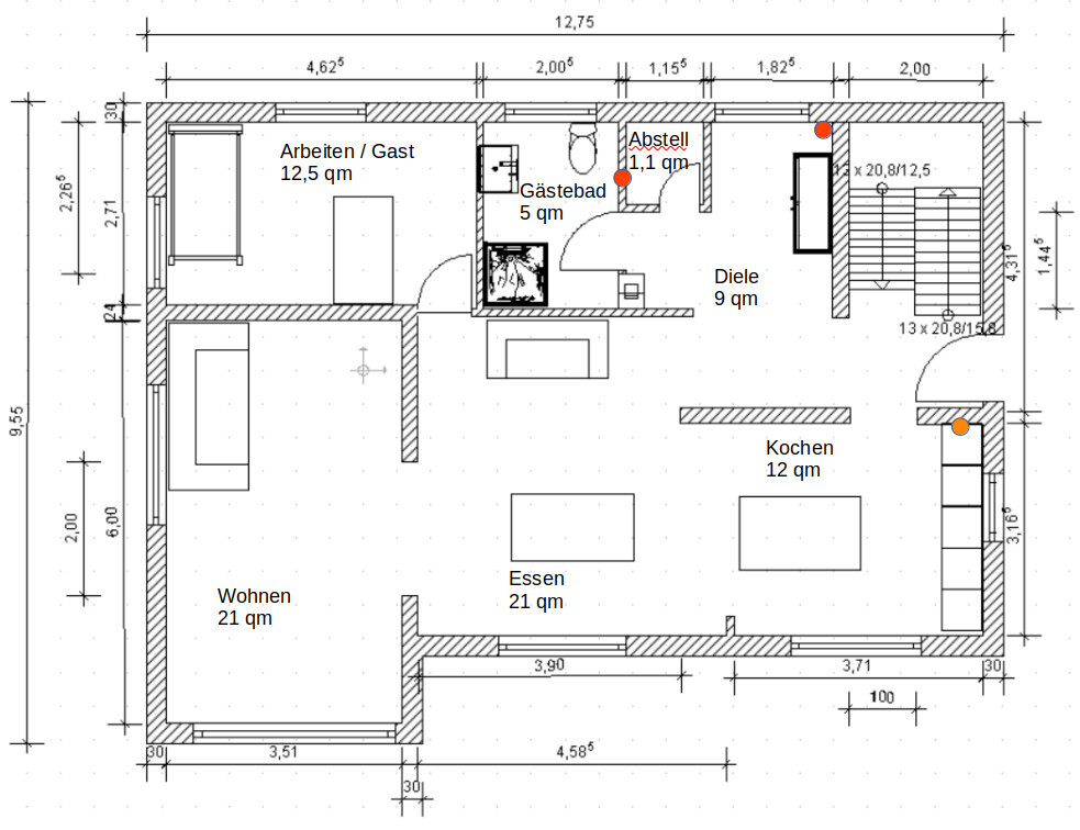 2D-Grundrissplan eines Hauses mit Wohnen, Essen, Kochen, Arbeiten und Gaestebereich