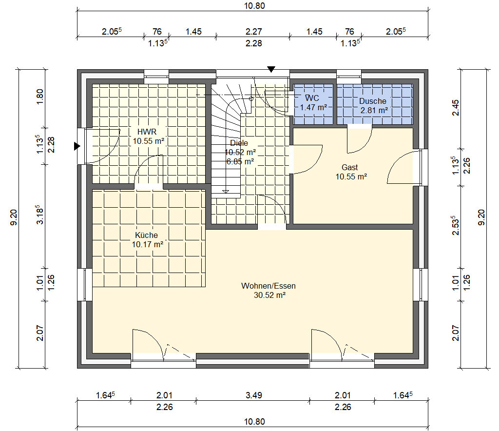 Grundrissplan eines Hauses mit Küche, Wohnbereich und Essbereich, Gästezimmer, HWR, WC und Dusche.