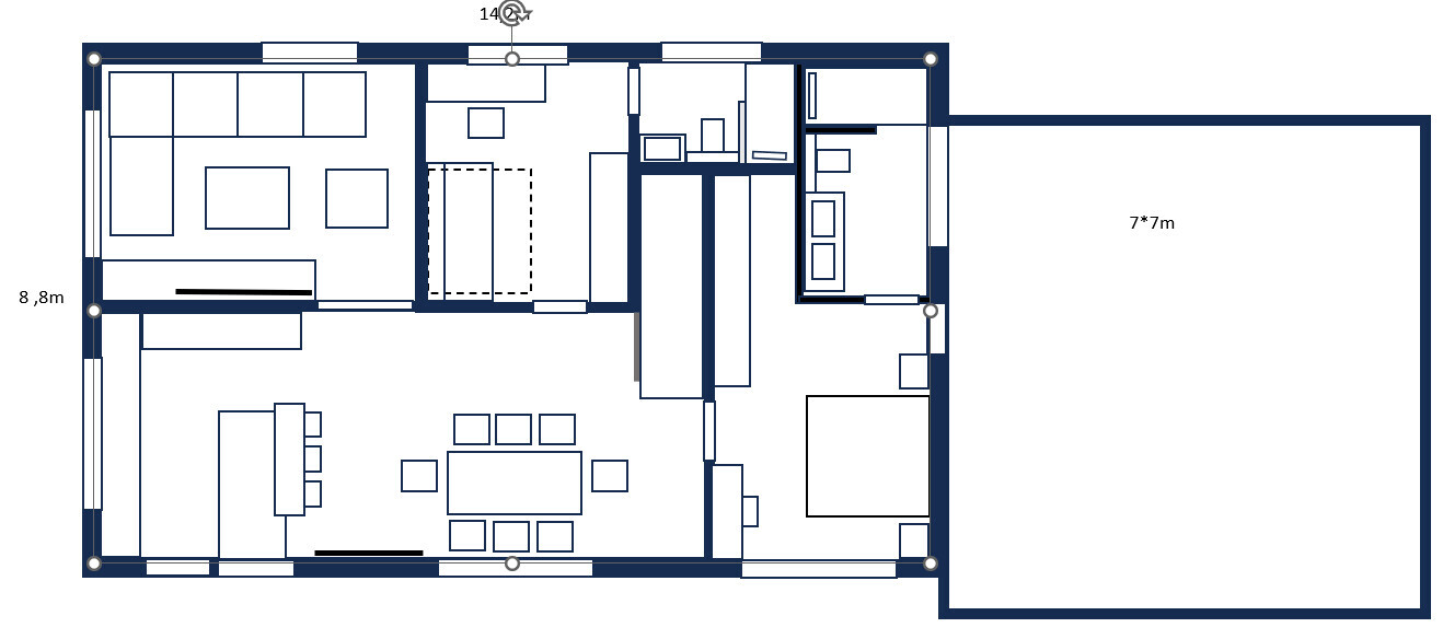 2D-Grundriss eines Hauses mit Wohnbereich, Essbereich, Küche, Schlafzimmer und Bad.