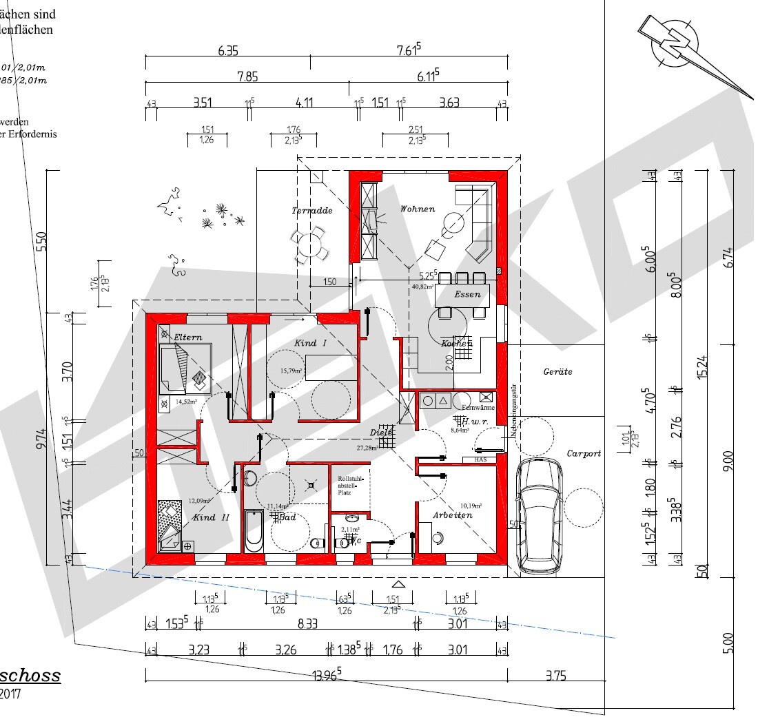 Grundriss eines Hauses mit Wohnraum Terrasse Carport und Außenweg