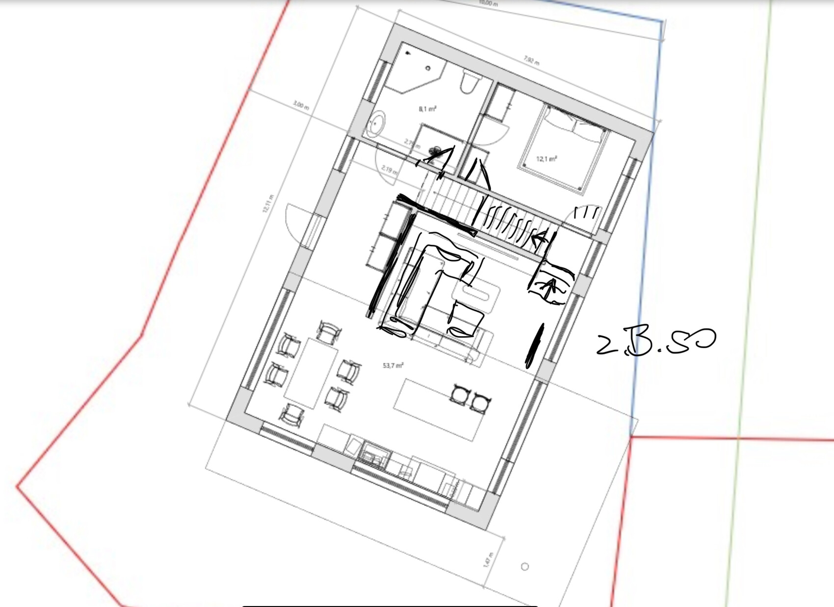 Grundriss eines Wohnhauses mit Küche, Essbereich, Wohnzimmer, Schlafzimmer und Treppe.
