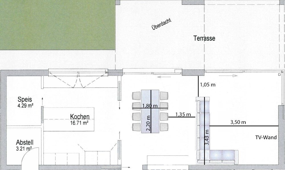 Zweidimensionale Grundrisszeichnung: Küche mit Essbereich, Speis, Abstellraum und Terrasse