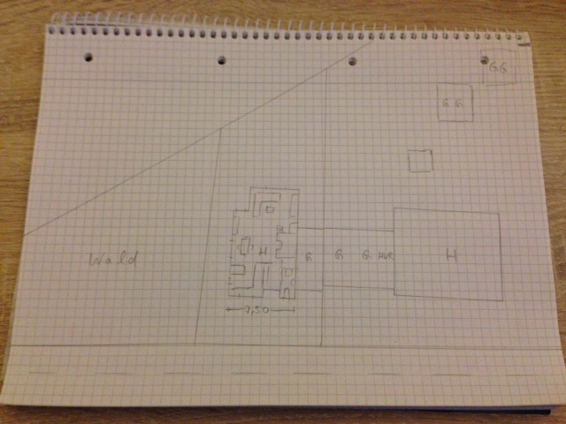 grundriss-mit-stift-auf-papier-kritik-erwuenscht-74706-2.JPG