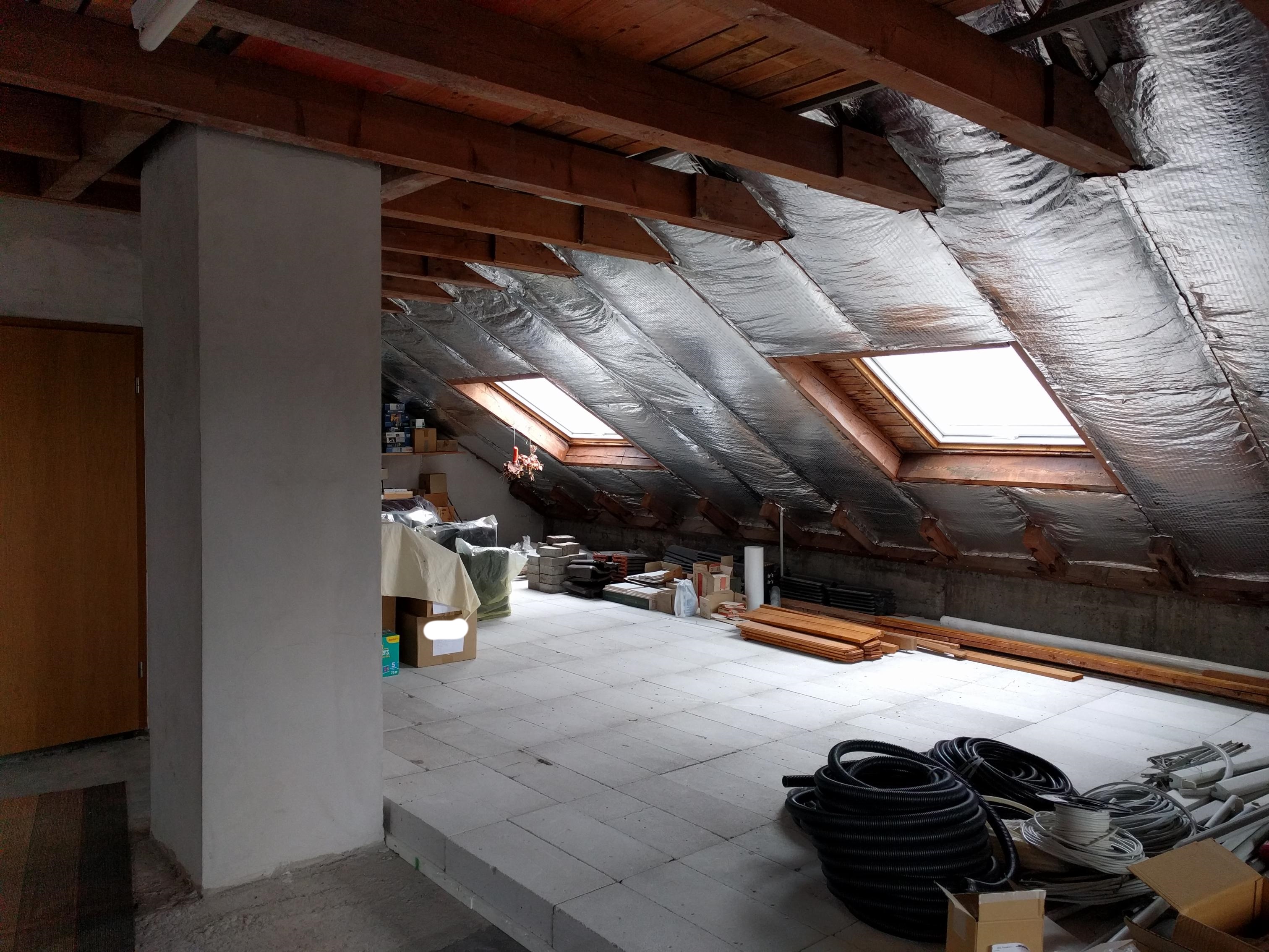 grundriss-neuentwurf-fuer-dachgeschoss-296798-1.jpg