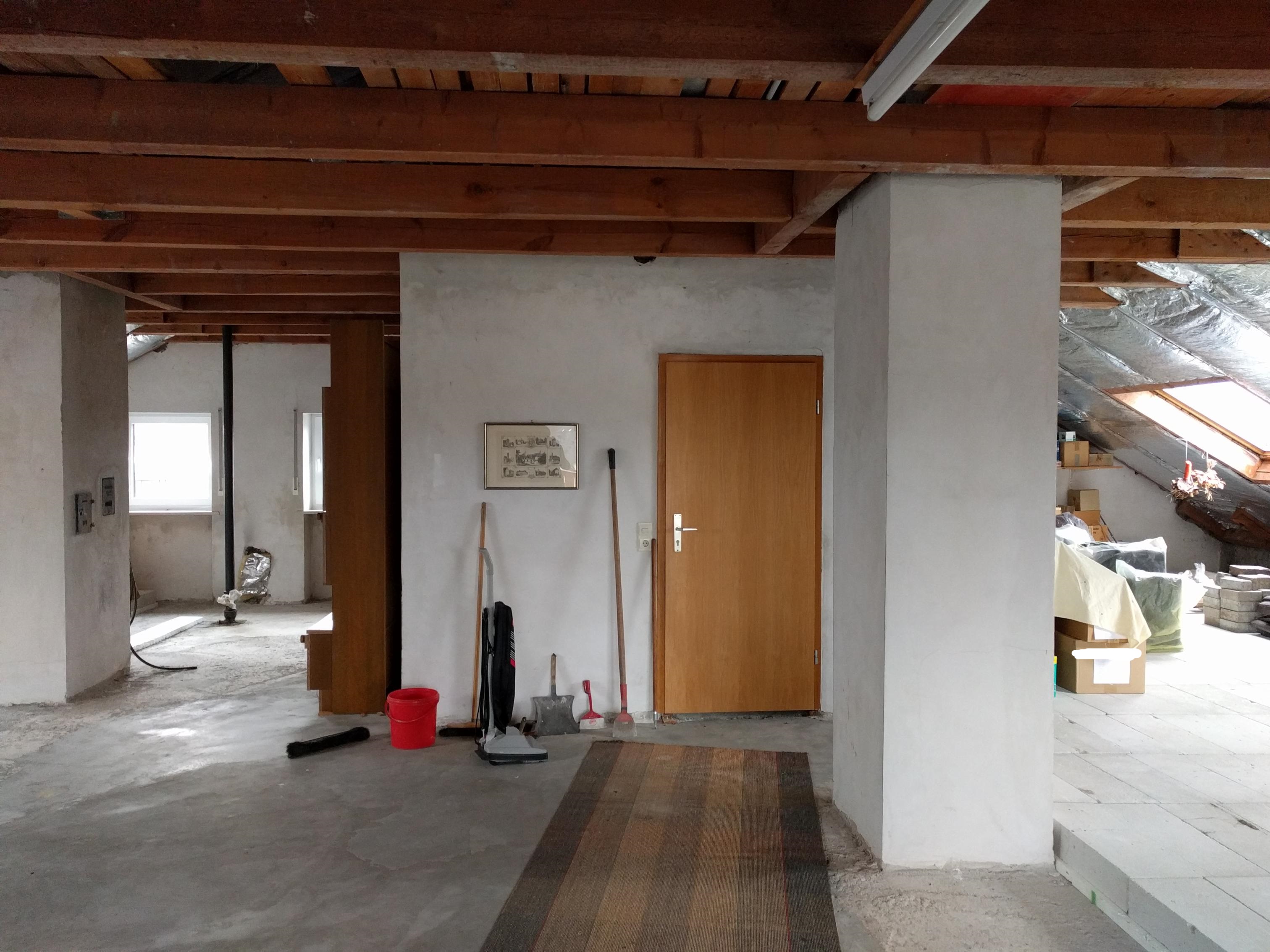 grundriss-neuentwurf-fuer-dachgeschoss-296798-10.jpg