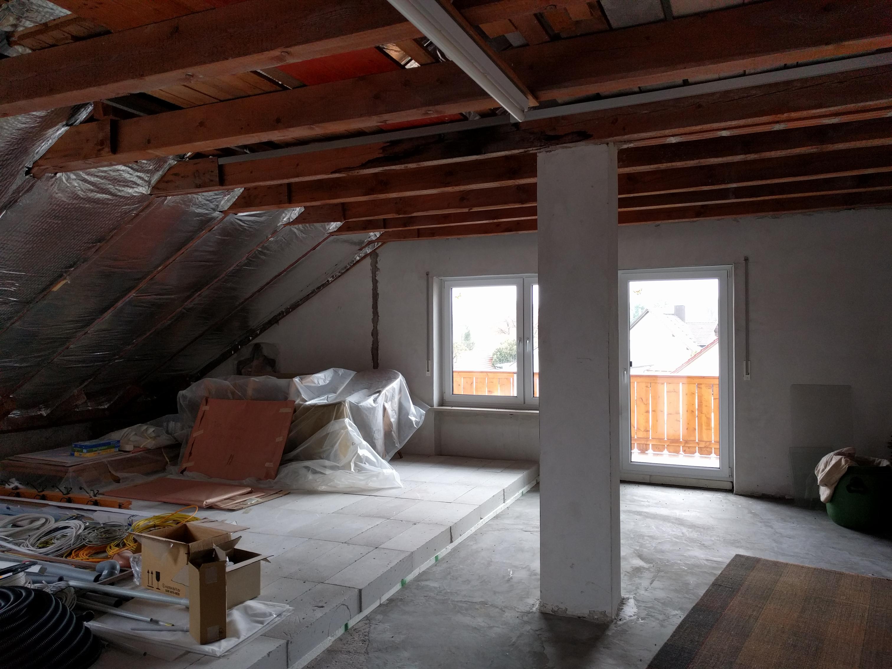 grundriss-neuentwurf-fuer-dachgeschoss-296798-4.jpg