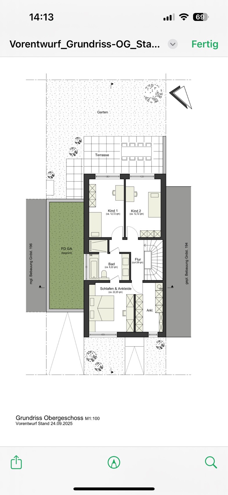 Grundriss Obergeschoss mit Schlafen & Ankleide, Bad, Flur, Terrasse und Garten
