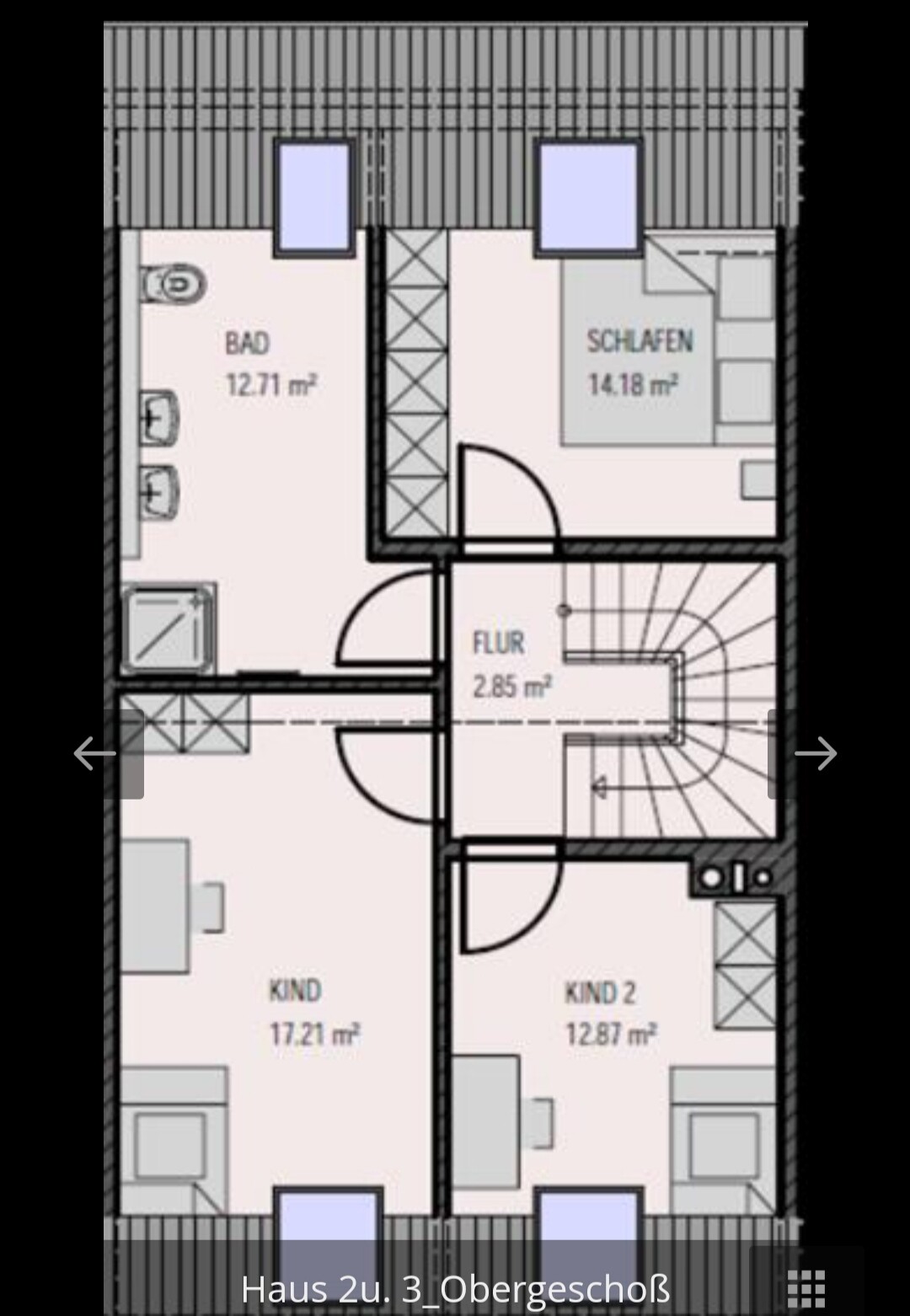 Grundriss einer oberen Etage eines Hauses mit Bad, Schlafen, Flur und zwei Kinderzimmer.