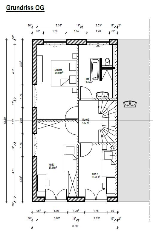 Detaillierter Grundriss des Obergeschosses mit Schlafzimmern, Bad und Flur