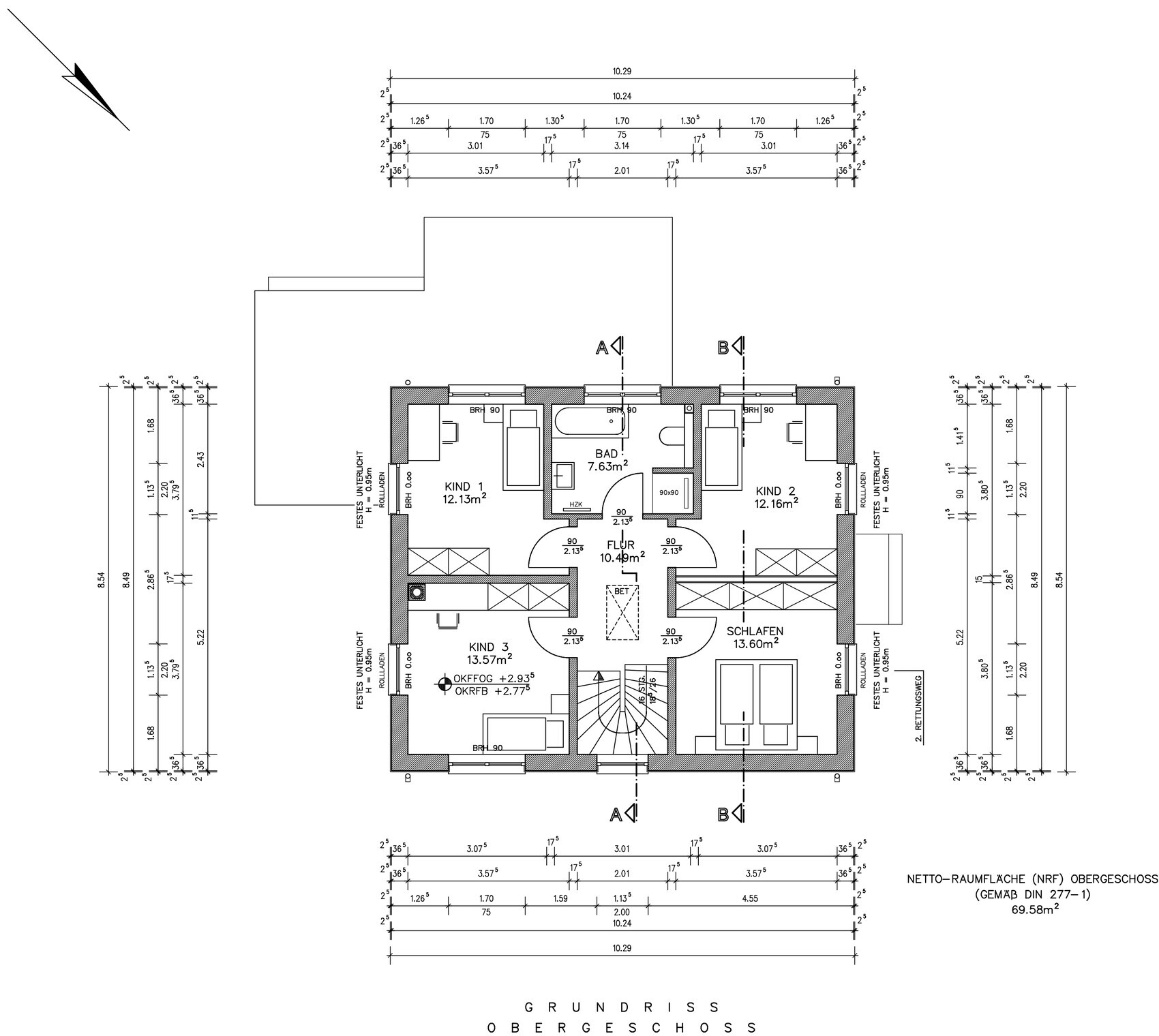 Grundriss Obergeschoss: drei Kinderzimmer, Schlafzimmer, Bad, Flur, Treppenaufgang.