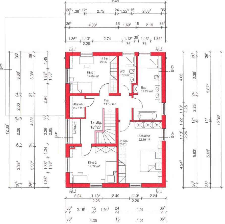 Grundriss eines Hauses mit roter Außenwand; Räume: Schlafen, Kind 1, Kind 2, Bad, WC, Flur.
