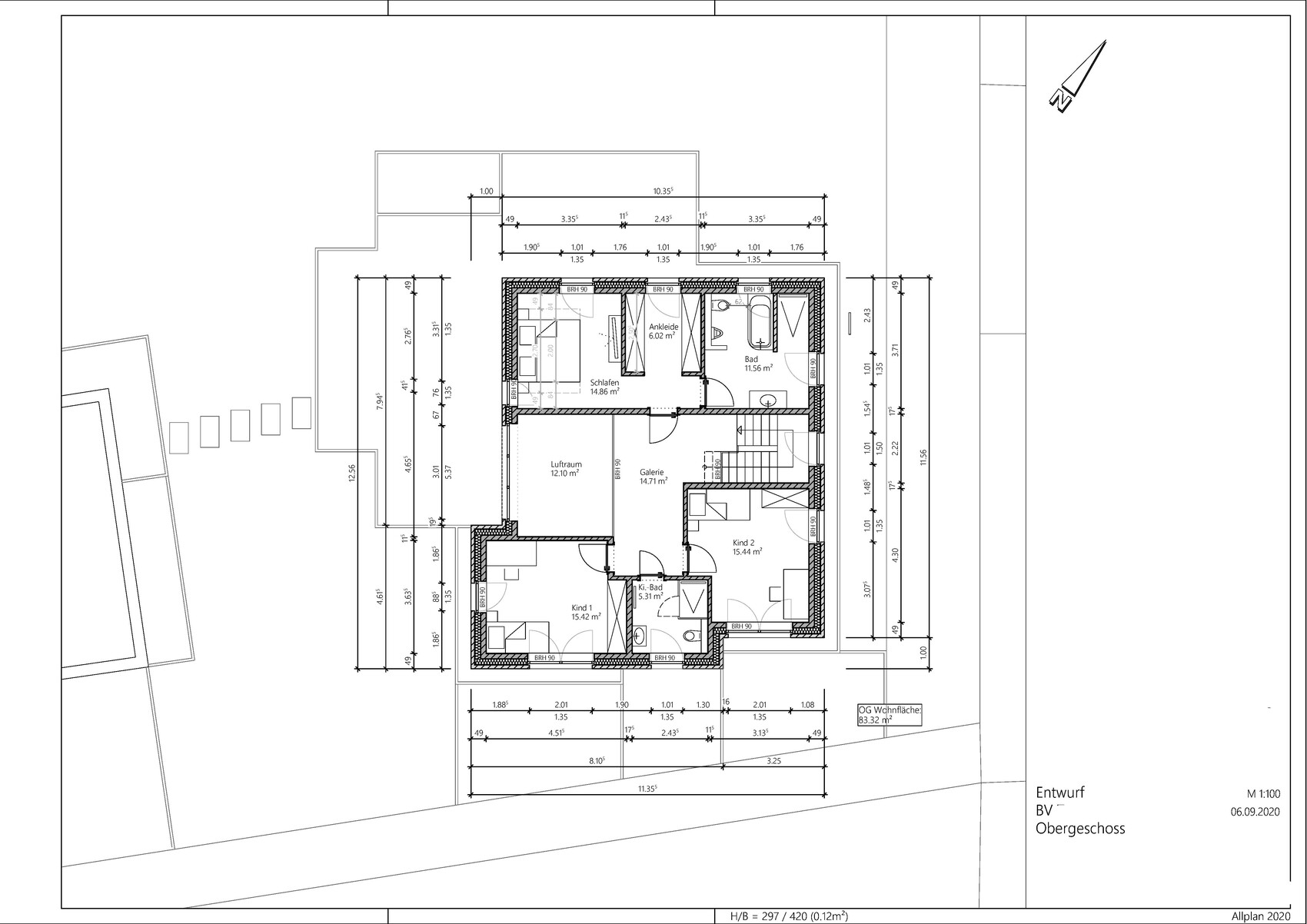 Grundriss Obergeschoss mit Schlafen, Ankleide, Bad, zwei Kinderzimmern und Galerie.