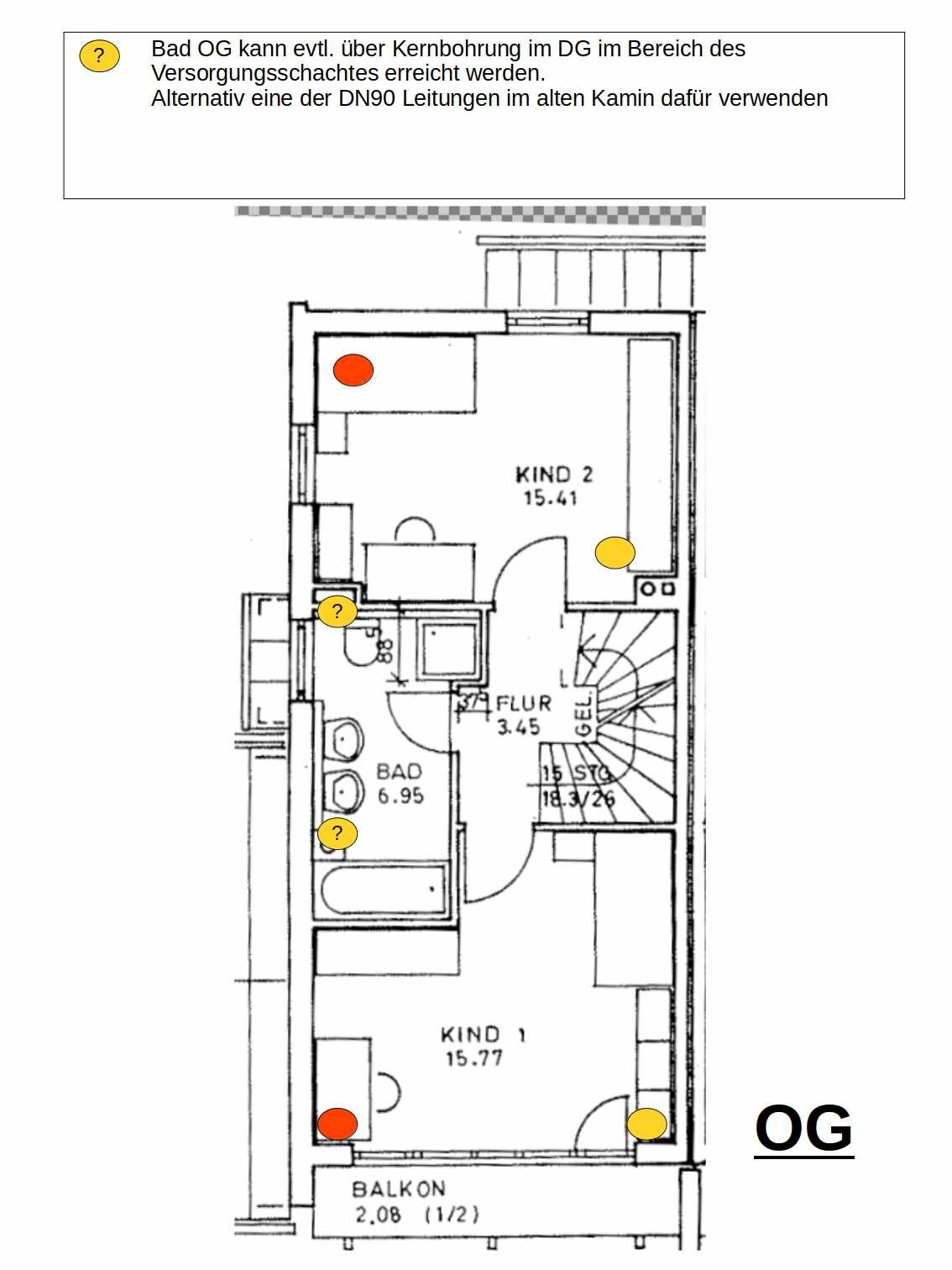 Grundriss des Obergeschosses eines Hauses mit Flur, Bad, zwei Kinderzimmern und Balkon.