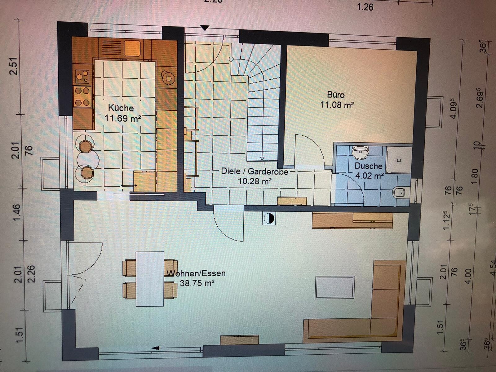Grundriss eines Apartments: Küche, Wohnen/Essen, Büro, Diele/Garderobe, Dusche.