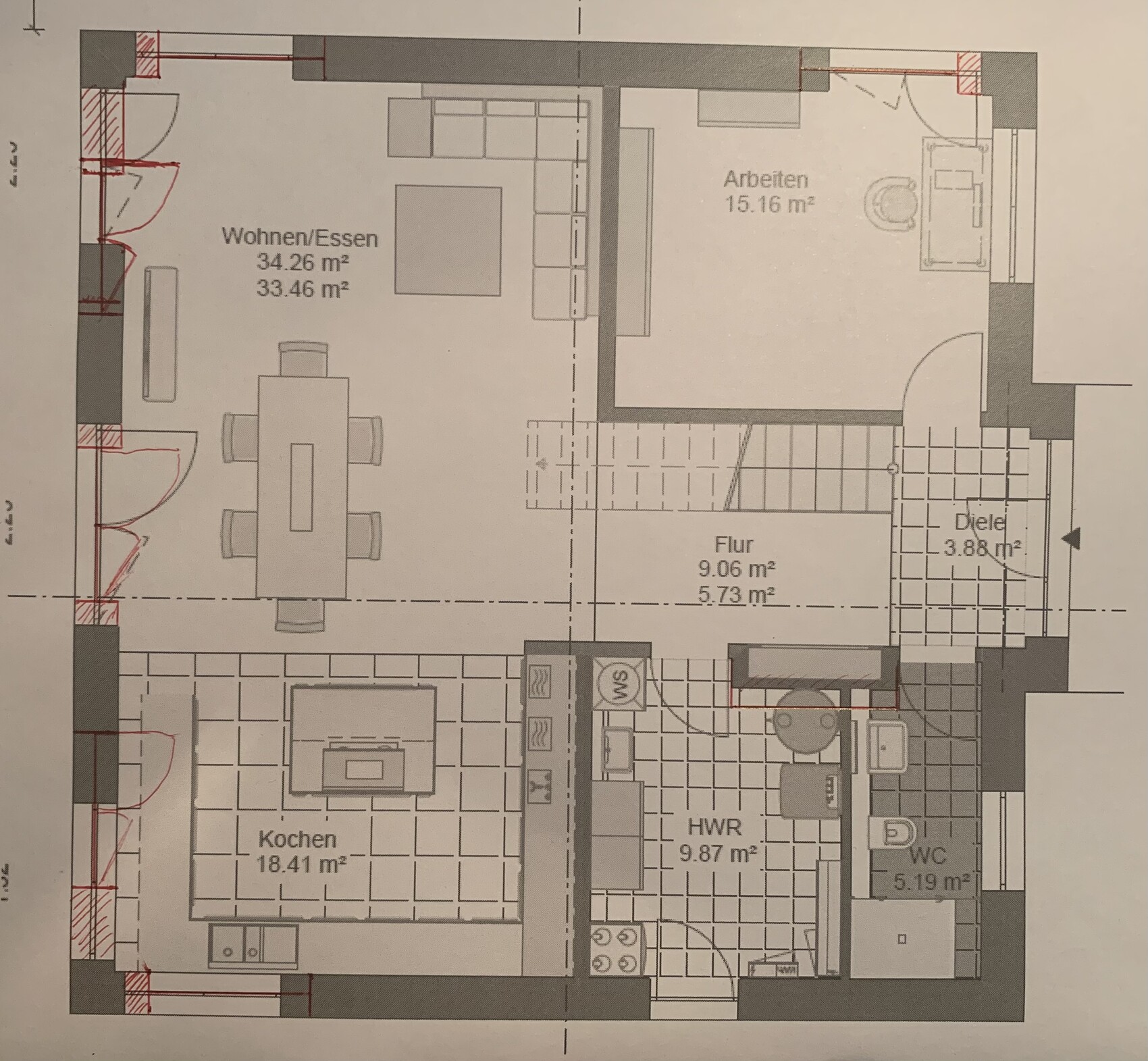 Grundriss einer Wohnung: Wohnzimmer/Essbereich, Küche, Arbeitszimmer, Diele, Flur, HWR, WC.