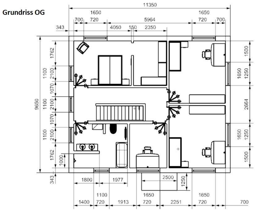 Grundriss OG: Obergeschoss mit Treppe, Küche, Wohnzimmer, Büro und Schlafzimmer, Maße.