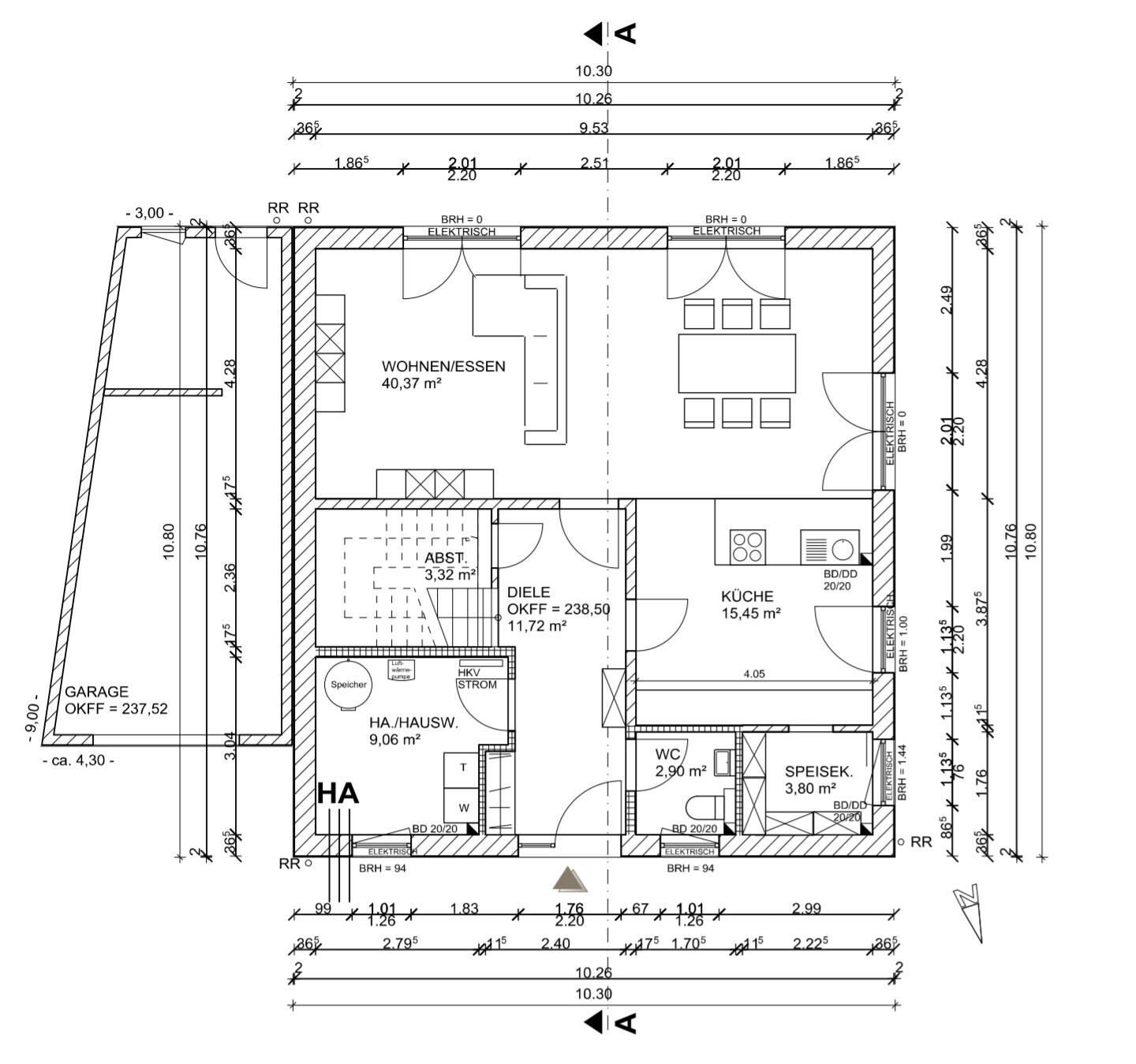 Grundriss eines Einfamilienhauses: Wohn-/Essbereich, Küche, Diele, Abstellraum, Hauswirtschaft, Garage.