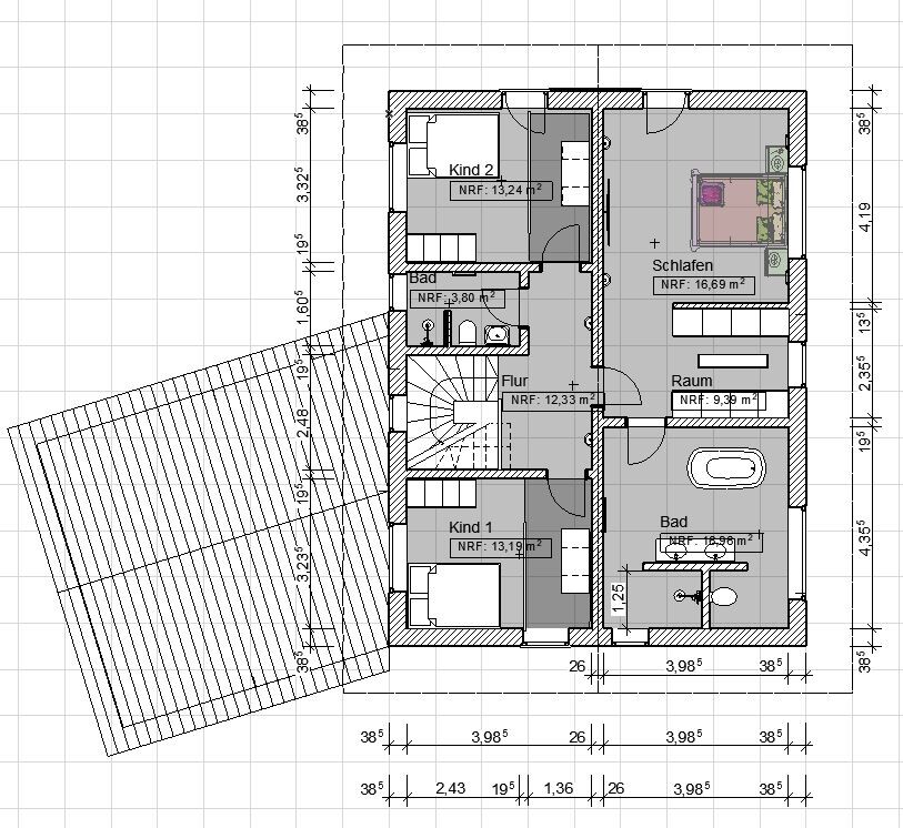 Grundriss eines Hauses mit Schlafzimmer, zwei Bädern, Flur und Kinderräumen