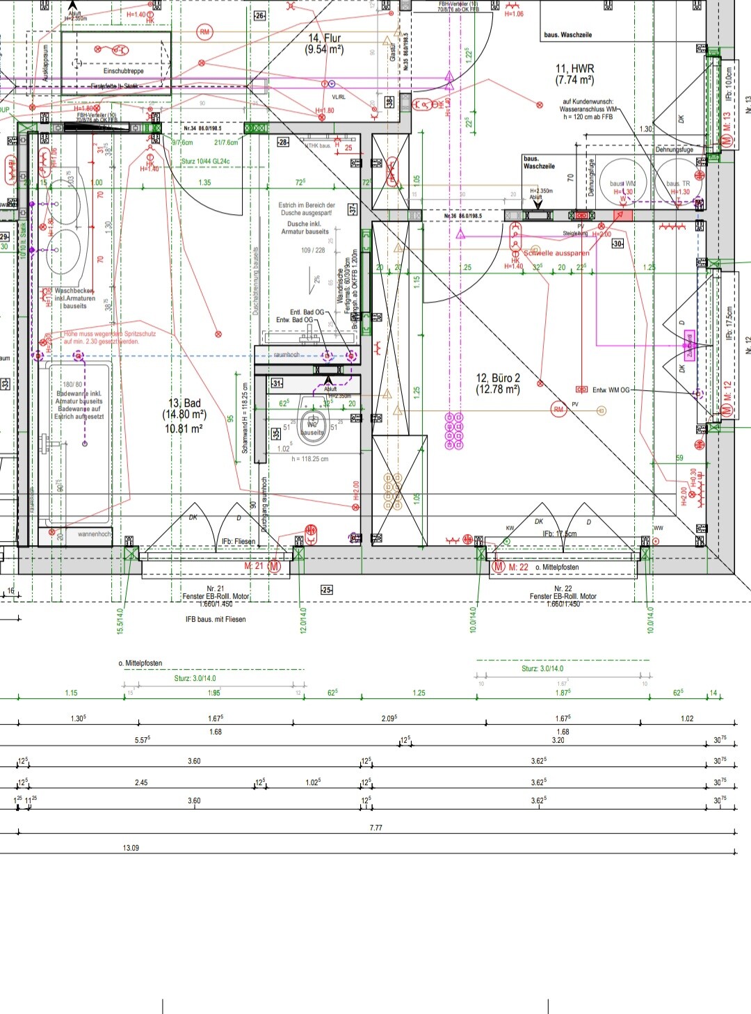 Detaillierter Grundriss eines Hauses mit Raumaufteilung, Türen und Maßen