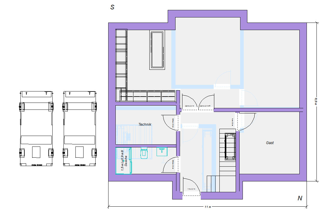 Grundriss eines Hauses: Doppelgarage links, Technikraum, Dusche, Gast, Flur und Treppe; Maßangaben.