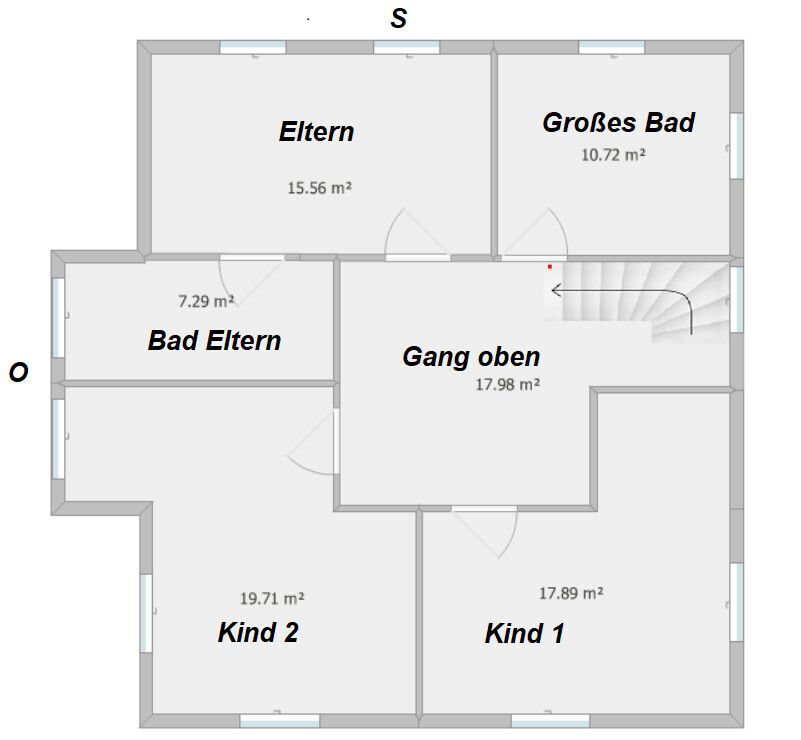 Grundriss eines oberen Stockwerks mit 6 Räumen: Eltern, Kind 1, Kind 2, Bad Eltern, Großes Bad, Gang