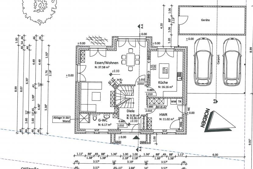 Grundriss: Haus mit Essen/Wohnen, Küche, Diele, G-WC, HWR und Carport