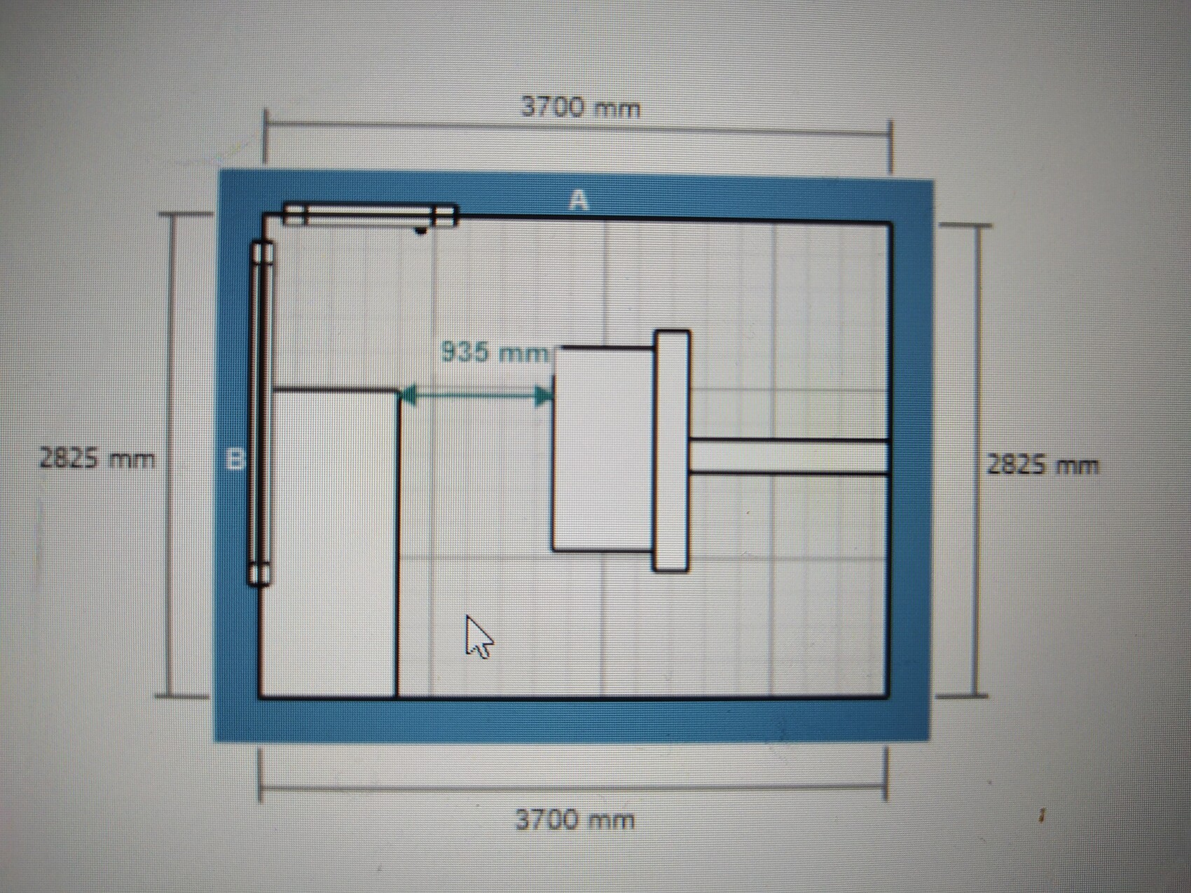 Technischer Grundriss eines Raums mit Möbeln, Außenmaß 3700×2825 mm.
