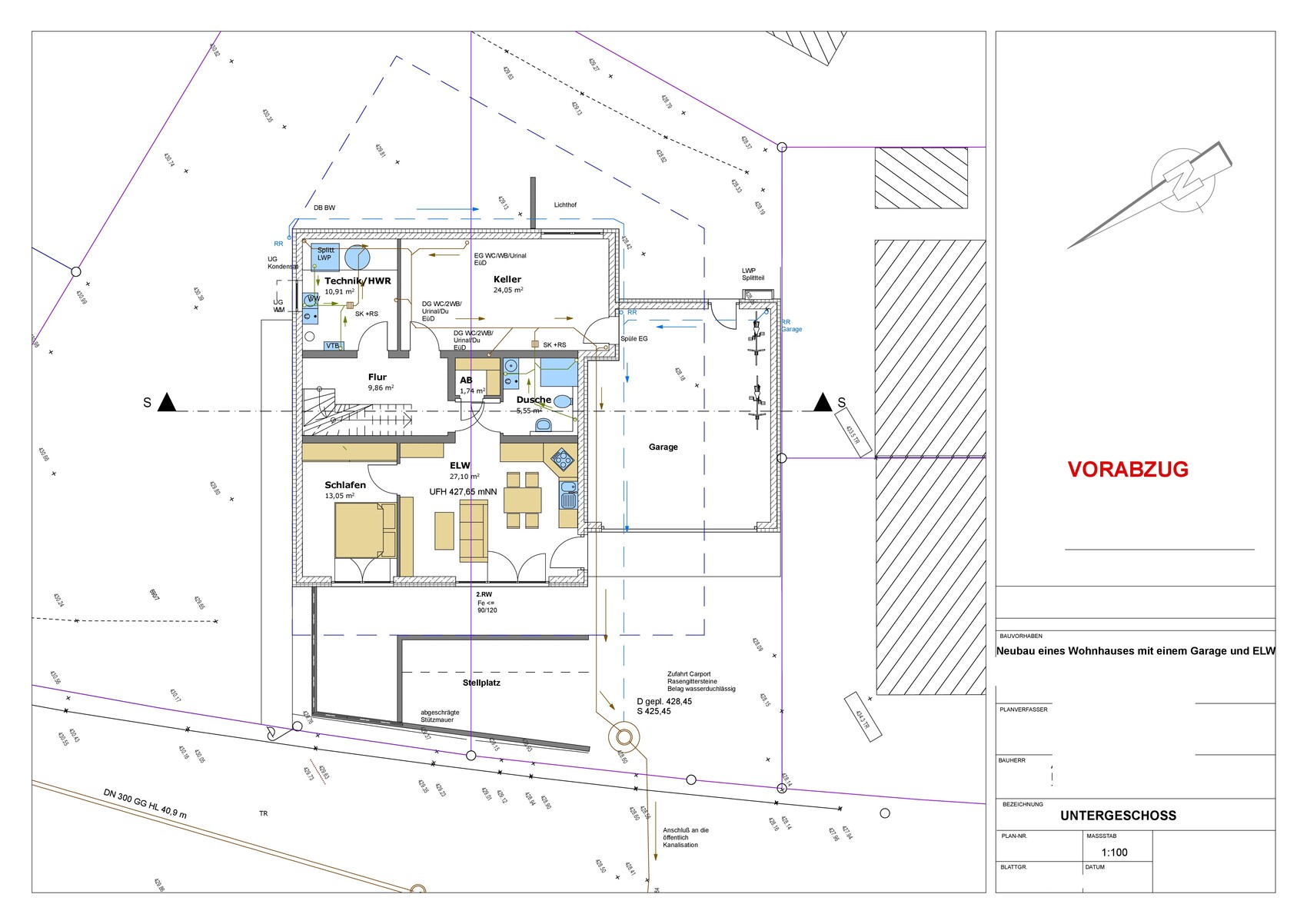 Grundriss eines Wohnhauses mit Garage, Schlafzimmer, Flur, Technikraum und Keller.