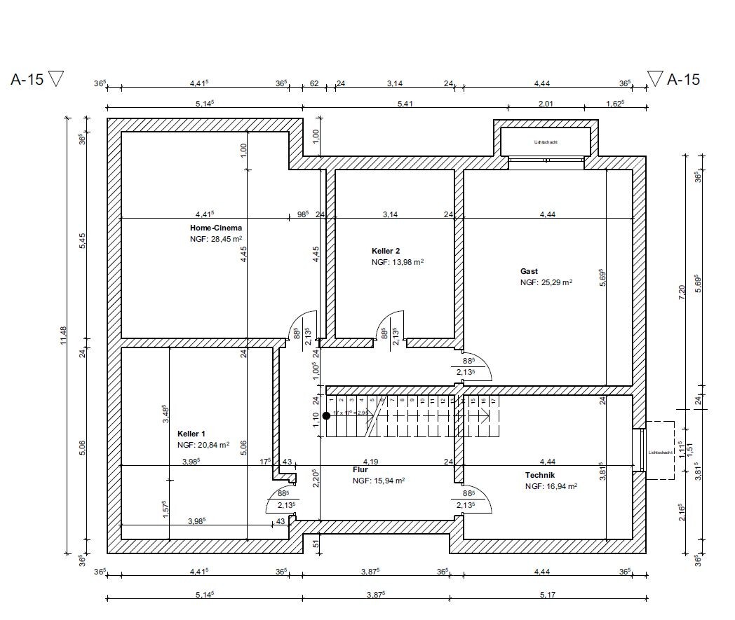 Grundriss eines Kellergeschosses mit Home-Cinema, Keller 1/2, Gast, Technik, Flur und Treppen.
