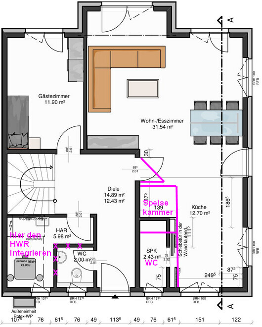 Grundriss eines Hauses: Wohn-/Esszimmer, Küche mit Speisekammer, Gästezimmer, Diele, WC.