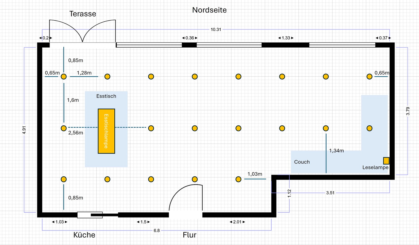2D Grundrissplan eines Wohn- und Küchenbereichs mit Terrasse und Möbeln.