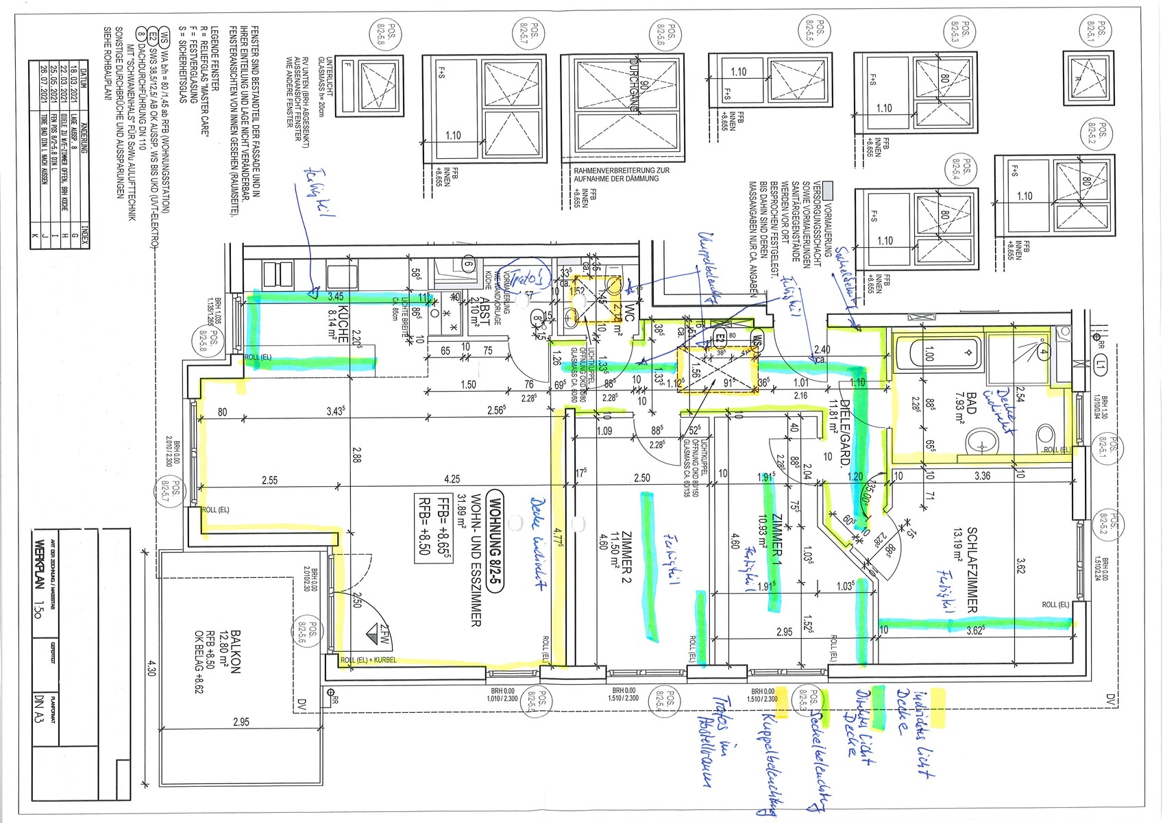 Grundriss einer Wohnung mit beschrifteten Räumen (Küche, Wohnen, Bad) und farbigen Markierungen.