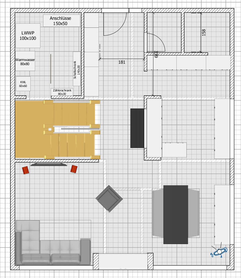 Grundriss eines Wohn- und Arbeitsbereichs mit Sofa, Esstisch, Stühlen und Küchenbereich.