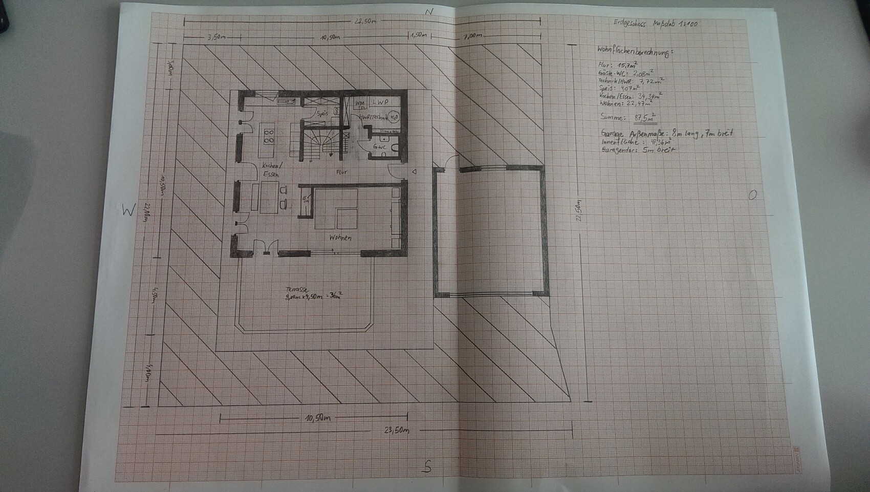 grundriss-zeichnung-hausbau-grundstueck-plan.jpg
