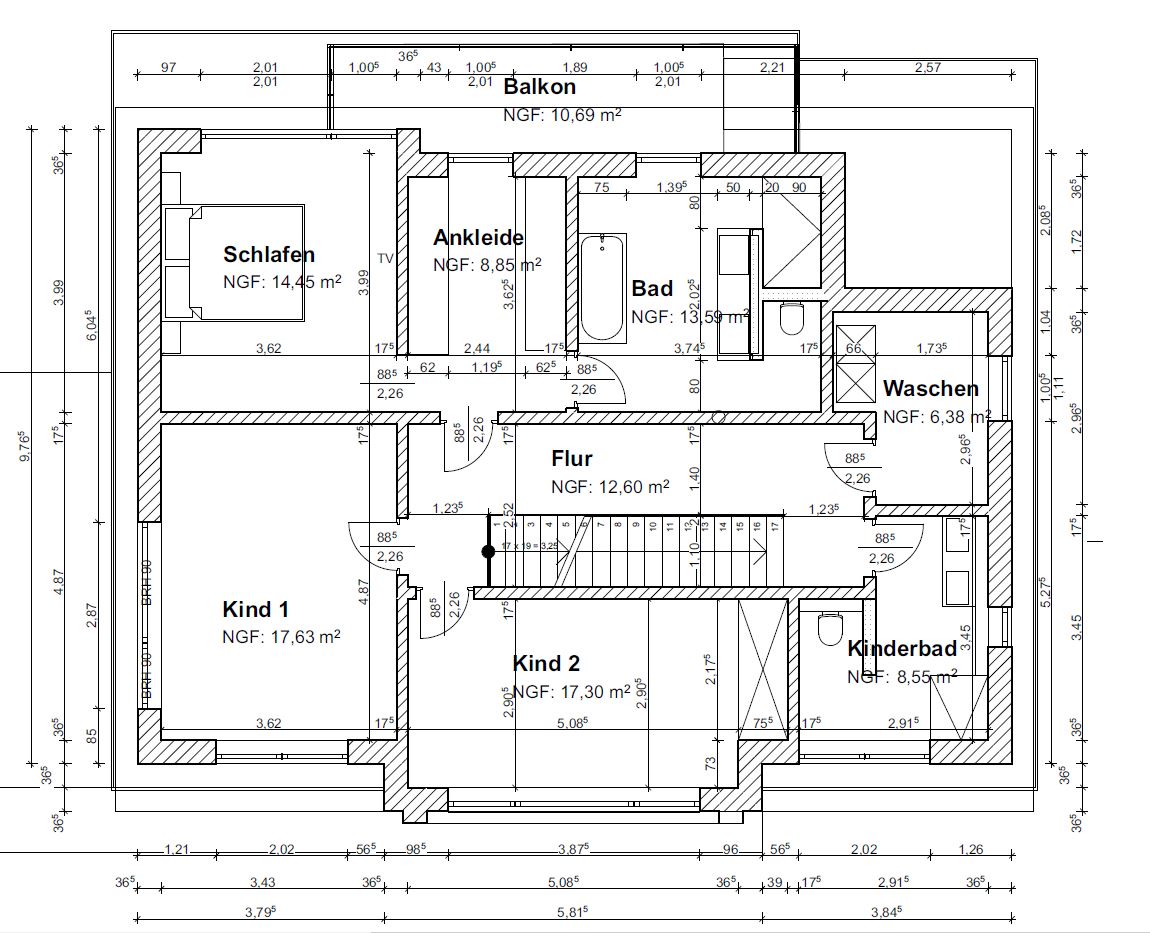 grundrissentwurf-fuer-220m-einfamilienhaus-210659-3.JPG