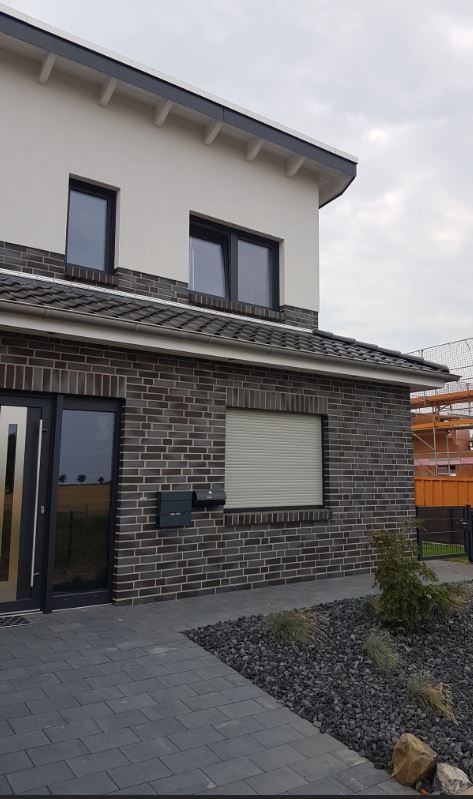 grundrissplanung-efh-stadtvilla-140qm-am-hang-mit-doppelgarage-271681-2.JPG