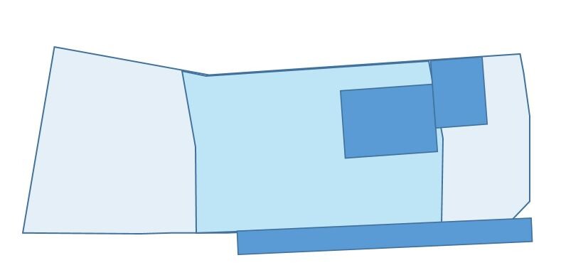 Geometrische Abbildung mit überlappenden blauen Rechtecken auf hellblauem Hintergrund.