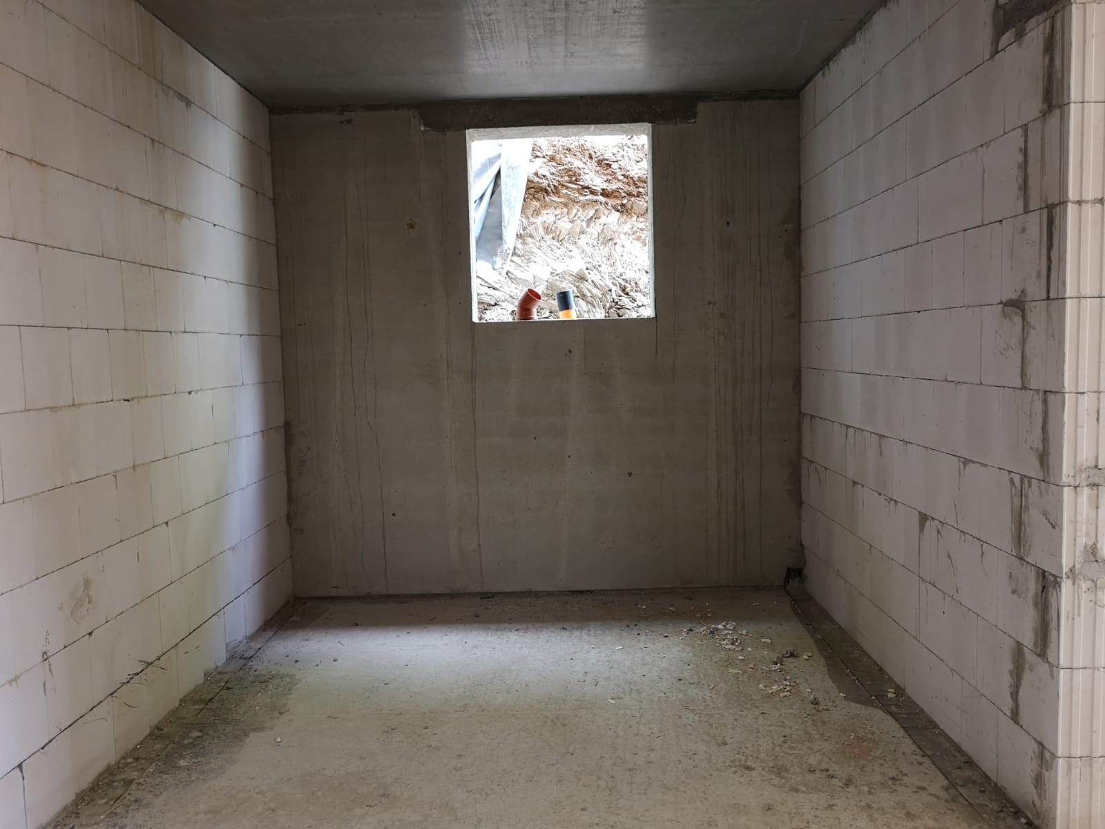 grundrissplanung-fuer-zfh-im-hang-323381-3.jpg