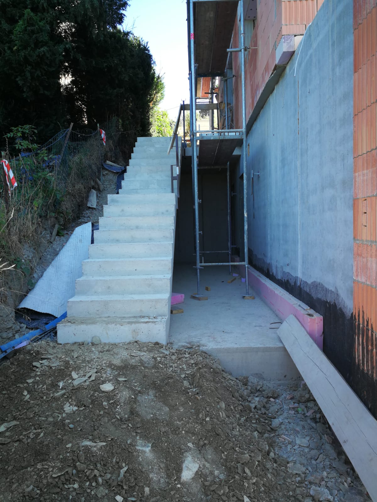 grundrissplanung-fuer-zfh-im-hang-333006-4.jpg