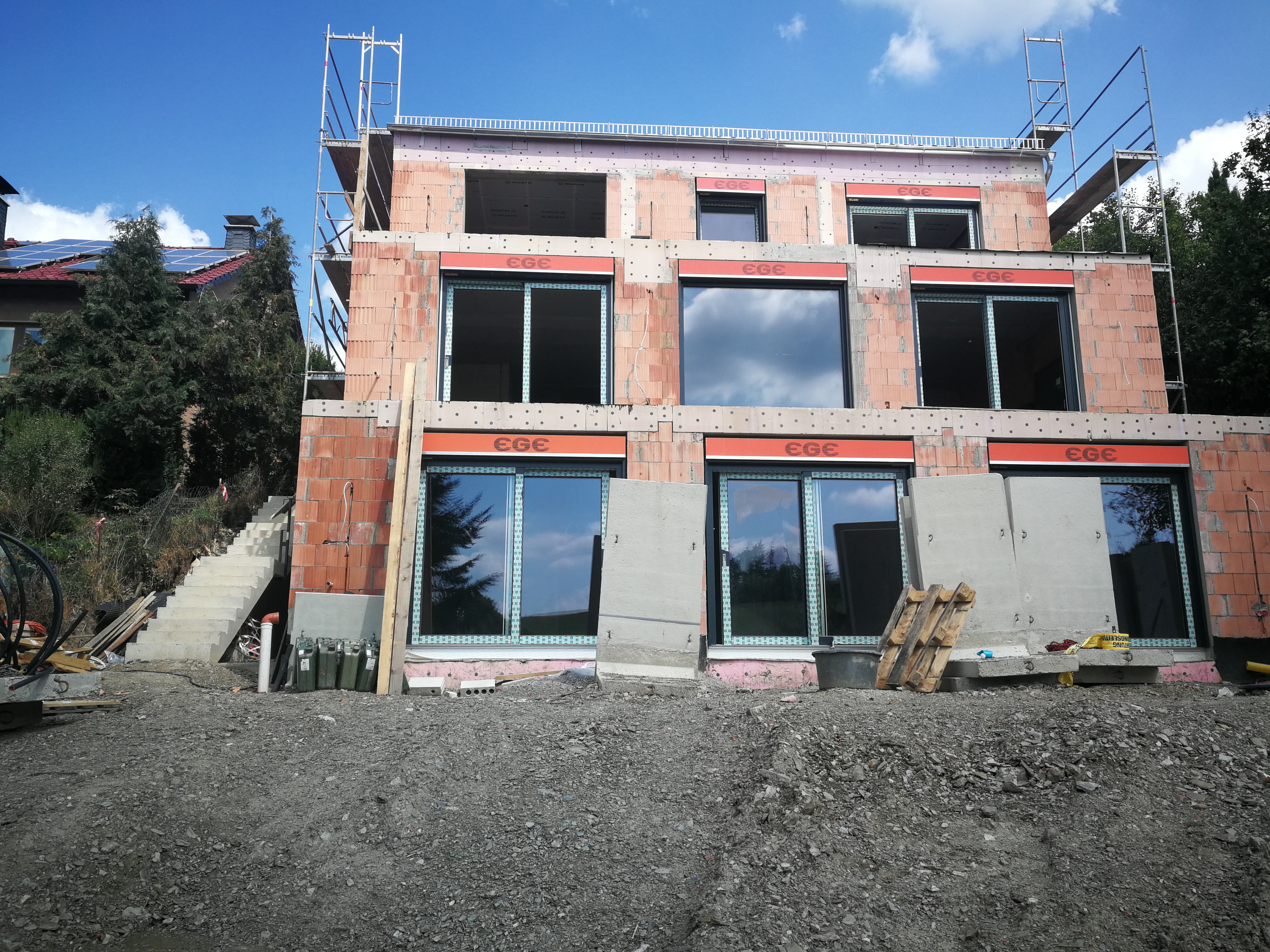 grundrissplanung-fuer-zfh-im-hang-338936-4.jpg