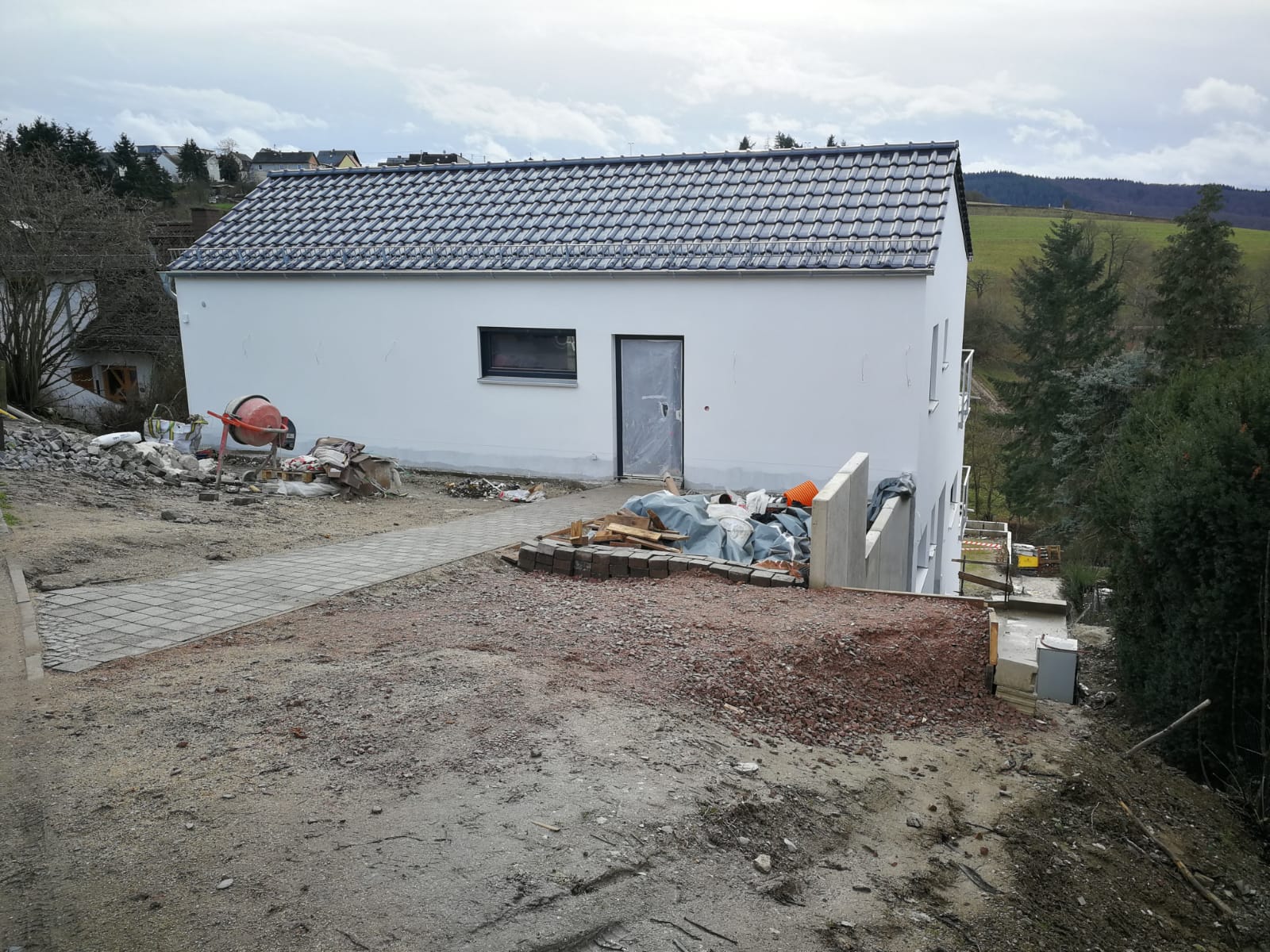 grundrissplanung-fuer-zfh-im-hang-362668-2.jpg