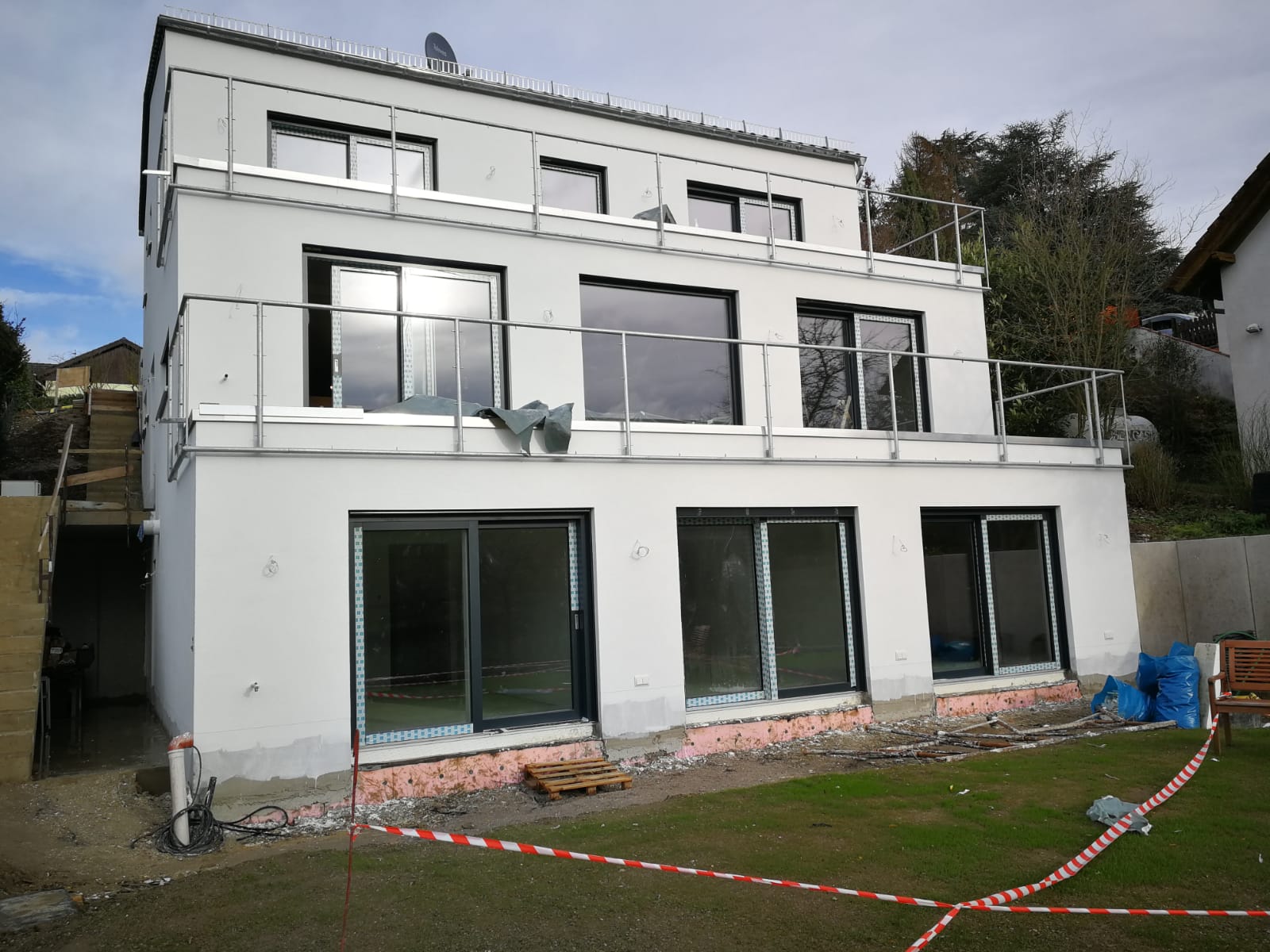 grundrissplanung-fuer-zfh-im-hang-362668-4.jpg