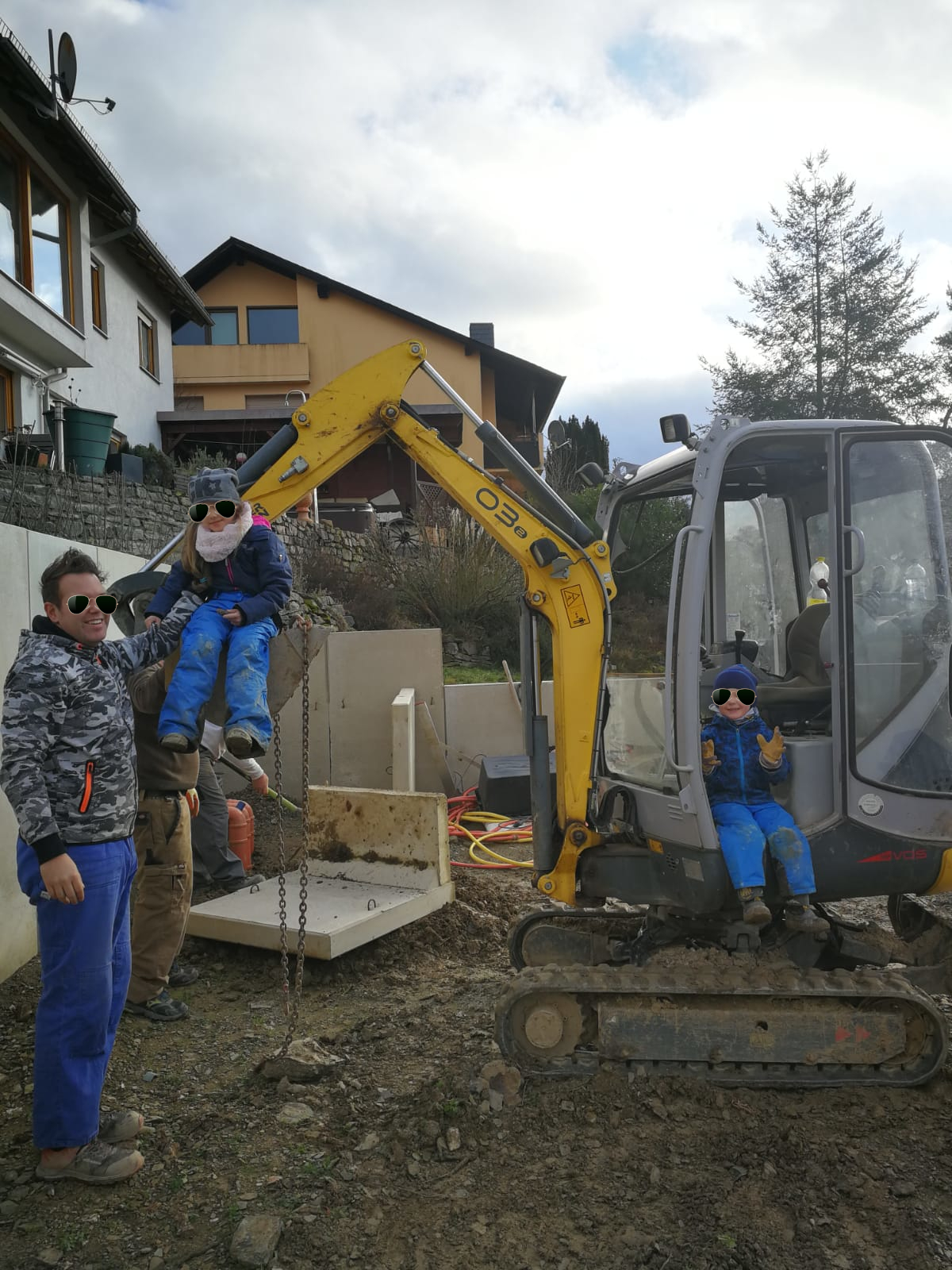 grundrissplanung-fuer-zfh-im-hang-372383-1.jpg