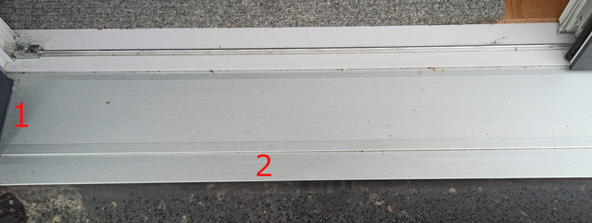 grundrissplanung-fuer-zfh-im-hang-381685-1.jpg
