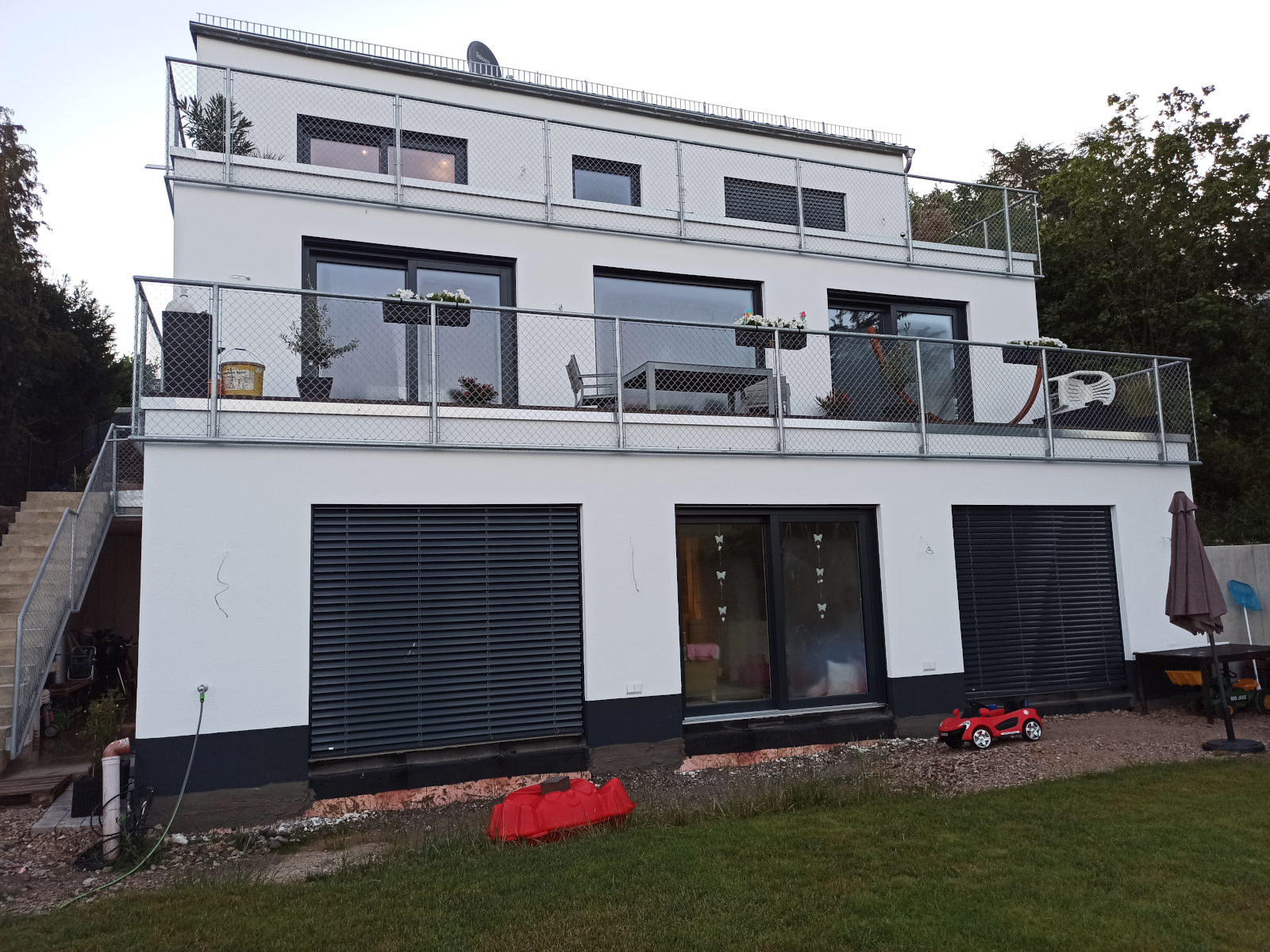 grundrissplanung-fuer-zfh-im-hang-426855-4.jpg
