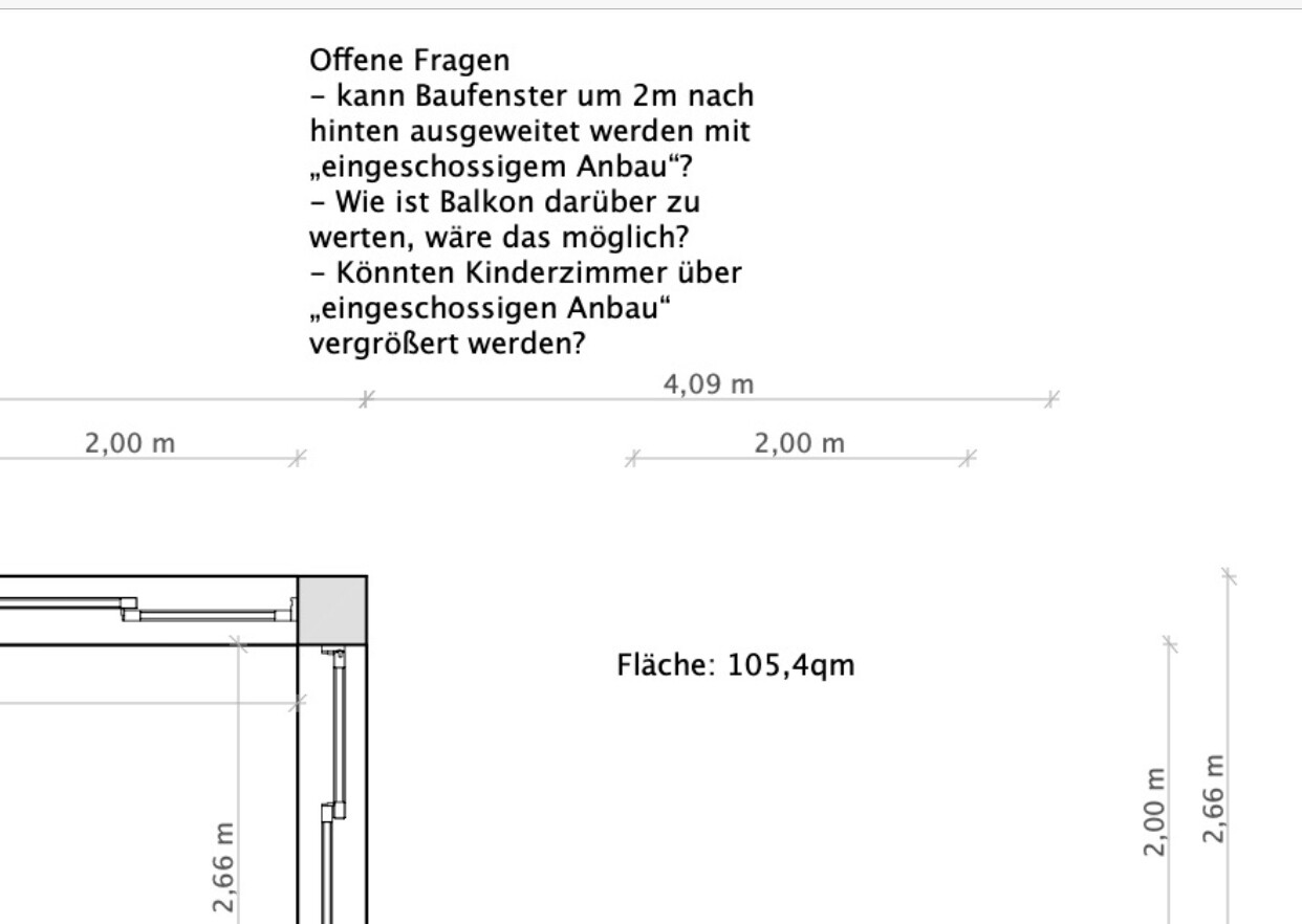 Grundriss mit offenen Fragen zu Anbau, Balkon und Kinderzimmern; Maße 4,09 m; Fläche 105,4 qm.