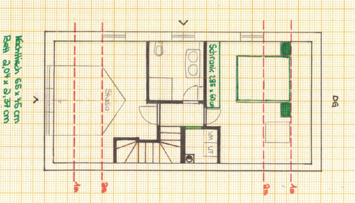 Grundriss eines Hauses: Treppe links, Badezimmer in Mitte, Schlafzimmer rechts, offener Flur.
