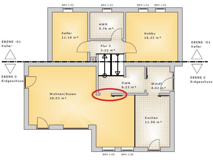 Grundriss eines Hauses: Keller- und Erdgeschoss mit Wohnen/Essen, Kochen, Diele, Hobby.