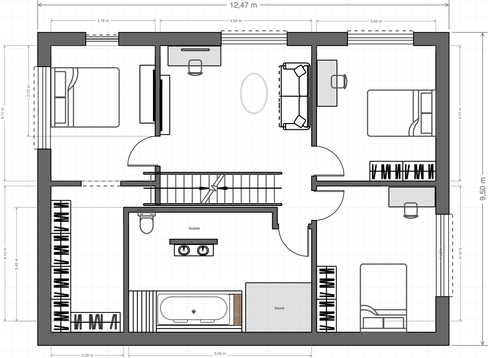 Grundriss: Treppe, zwei Schlafzimmer, Wohnzimmer, Küche, Bad mit Dusche und Sauna.