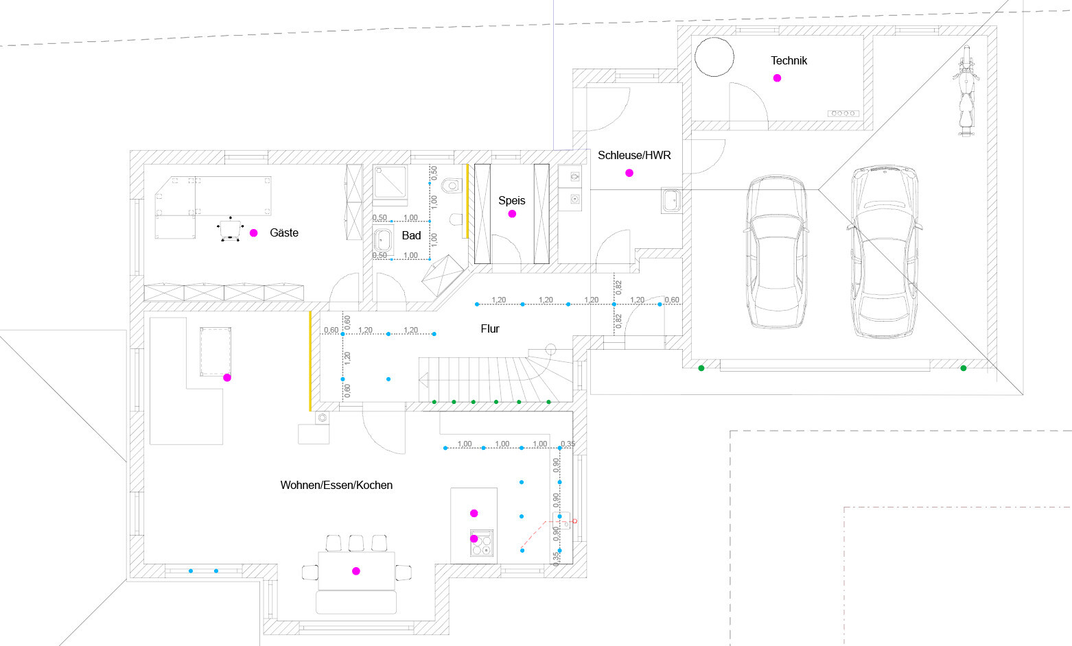 Grundriss eines Hauses mit Wohnen/Essen/Kochen, Bad, Speis, Flur und Garage mit zwei Autos.